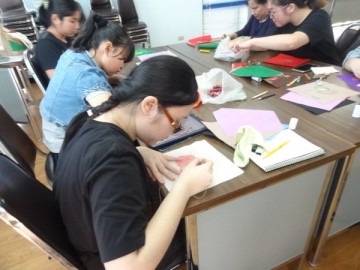 อาสาสร้างสื่อการเรียนรู้บนผืนผ้า 17 พ.ย. 2561 Volunteer to Create Learning Material– in Thailand Nov 17, 18